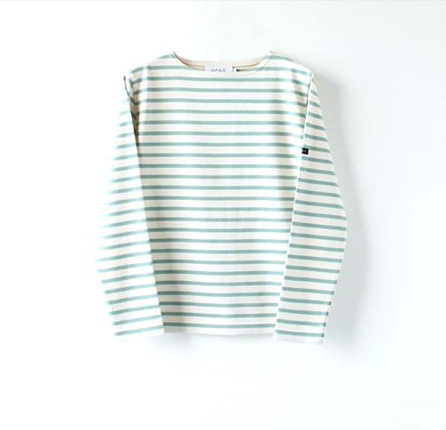 boat-neck